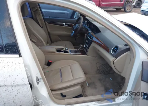 2014 Mercedes-Benz C 300 Sport 4Matic from USA, damaged, VIN WDDGF8AB7EG246799